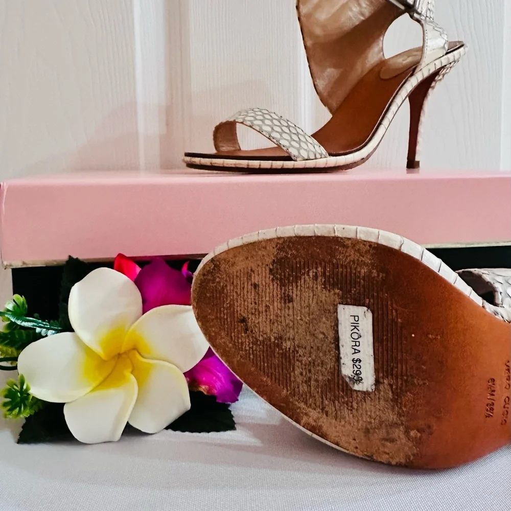 VINCE CAMUTO by Vero Cuoio "Pikora" Snakeskin Heels - Size 6.5 - Picture 3 of 10